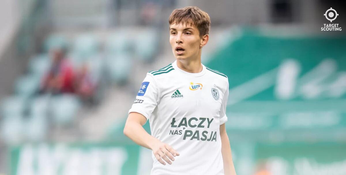 Il talento Borys vicino alla Fiorentina, fatta già visitare Firenze al ragazzo. Si aspetta il papà al Viola Park - 