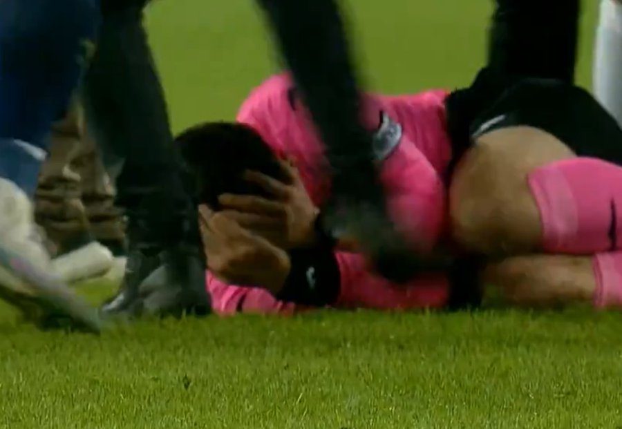 Far West in Turchia: arbitro preso a pugni dal presidente dell'Ankaragucu. Campionato sospeso