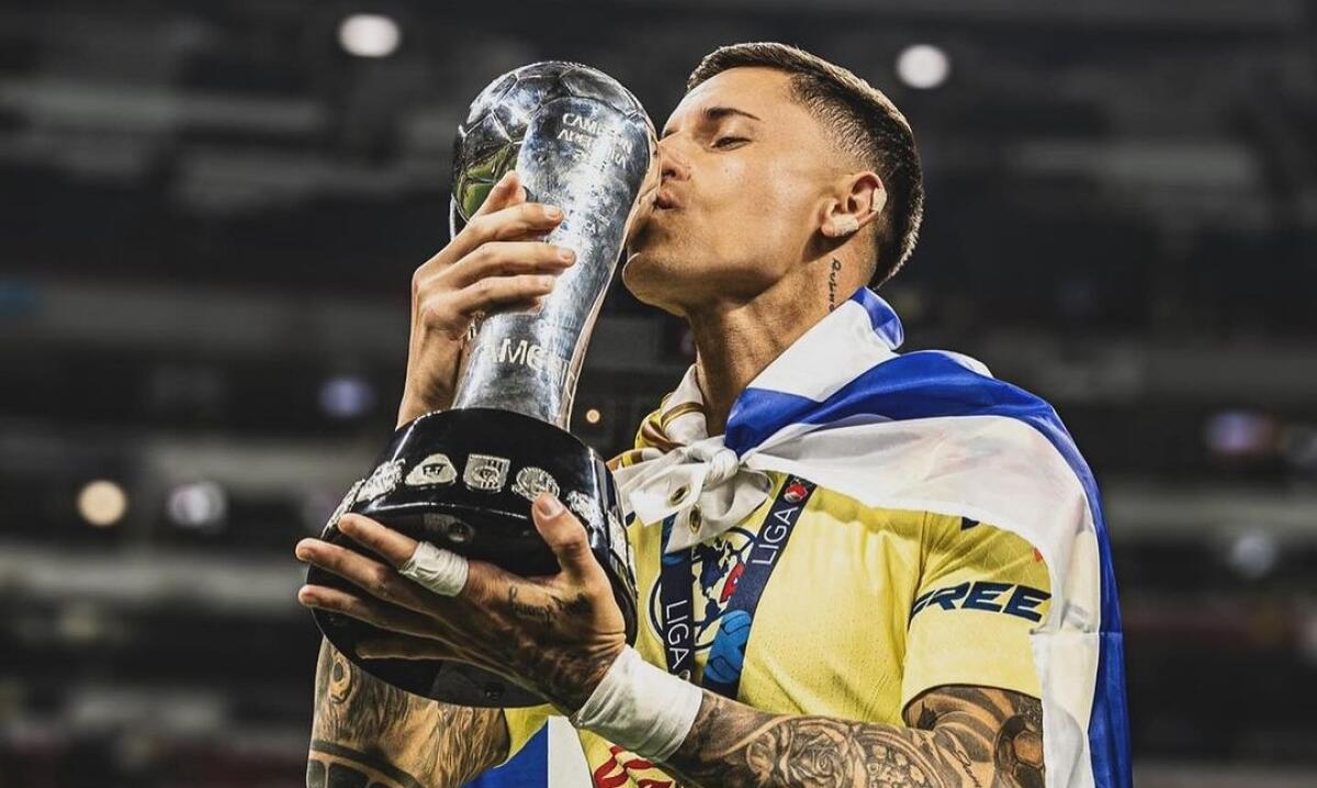 Corriere dello Sport, Brian Rodriguez-Fiorentina tutto fatto. Stasera in Italia, domani visite. Pronto un quinquennale - 
