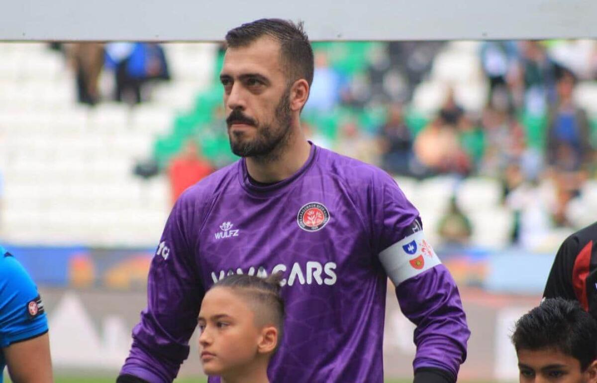 Viviano sicuro: ''Sia il rigore reclamato che quello concesso alla Fiorentina erano inesistenti'' - 