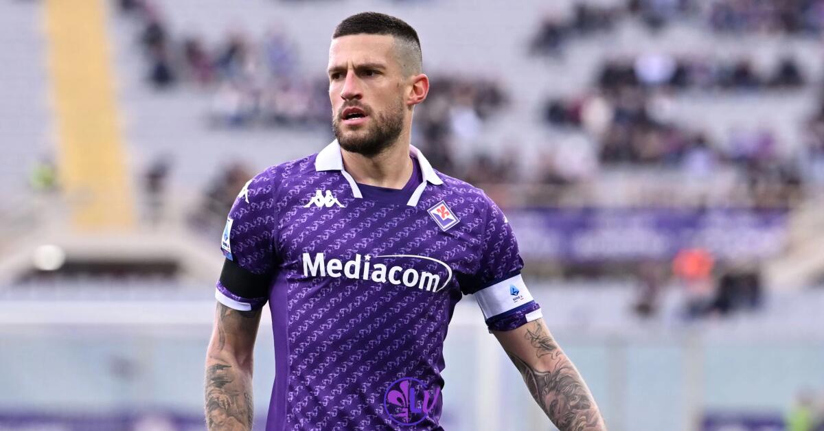 Inspiegabile la posizione di Biraghi sul gol di Orsolini così come il fallo in attacco fischiato a Belotti  - Firenze, Stadio Artemio Franchi, 11.02.2024, Fiorentina-Frosinone, foto Lisa Guglielmi. Copyright Labaroviola.com