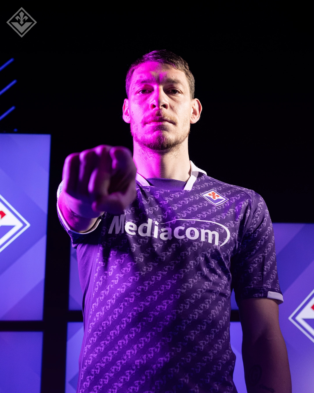 Andrea Belotti è ufficialmente un giocatore della Fiorentina: i primi scatti al Viola Park [FOTO]