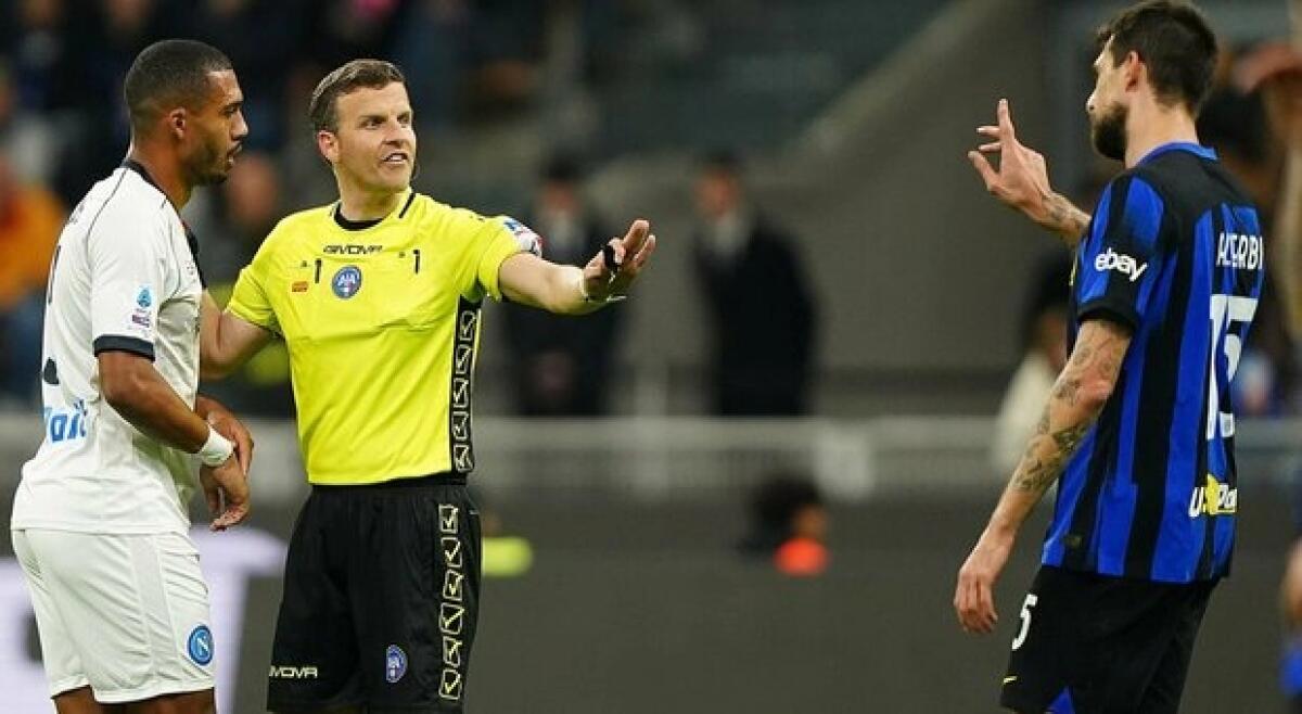 Acerbi nega frasi razziste, Juan Jesus si arrabbia: "Così non ci sto. Il razzismo si combatte qui e ora". - 