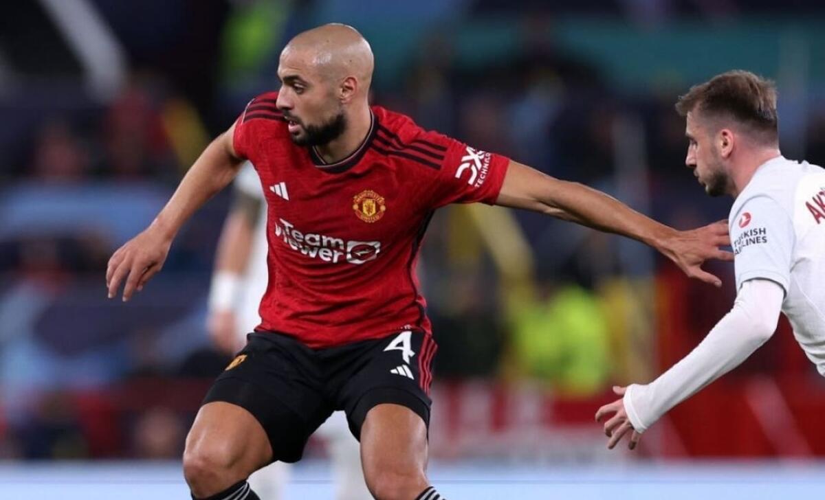 Amrabat bersagliato dai tifosi e dai media britannici: "È il peggior acquisto del Manchester United?" - 