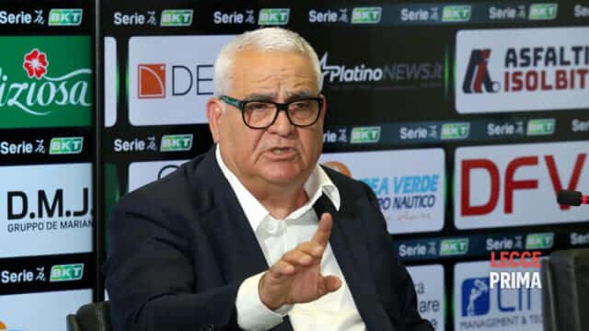 Corvino in sala stampa: "Non date spazio a quei 50 che si masturbano sui social" - 