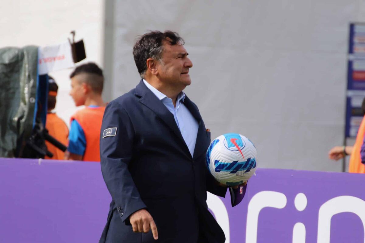 Il Consiglio comunale a Barone: "Ci stringiamo intorno a te e alla tua famiglia in questo momento difficile" - Moena, stadio Benatti, 30.07.2021, amichevole Fiorentina, foto Lisa Grelloni. Copyright Labaroviola.com