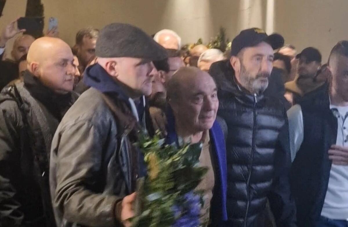 VIDEO, il discorso della Fiesole per Barone: "Racconteremo tutto. Rocco, finiamo il lavoro insieme" - 