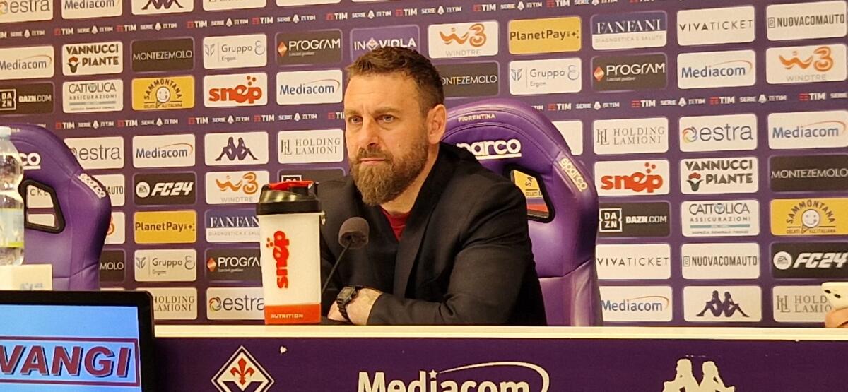 De Rossi: "Grazie Svilar. La Fiorentina ci saltava sopra con gente di 1.70. Mancini sarebbe stato espulso" - 
