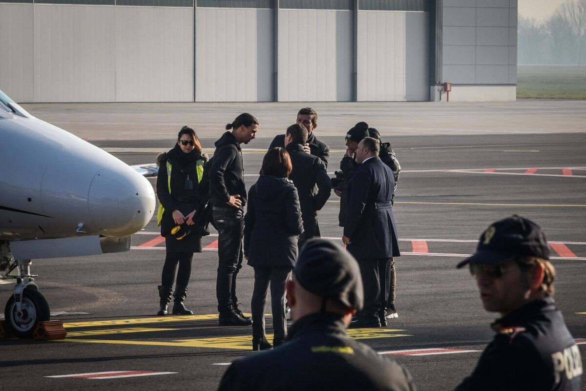 Milan bloccato a Malpensa, rinviata la partenza per Firenze. Il decollo sarebbe dovuto esserci alle 18.30 - 