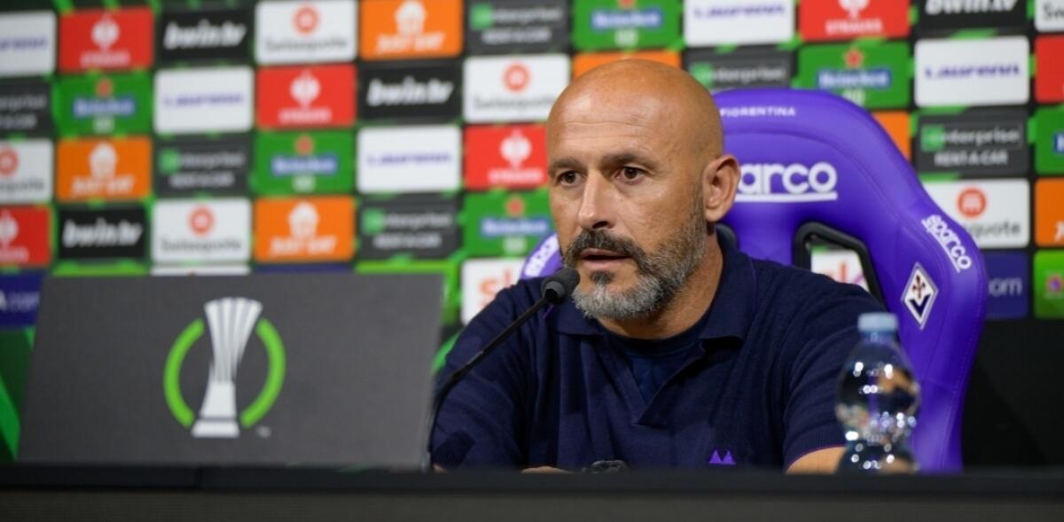 Italiano: "Giocherà la miglior Fiorentina. Parisi non si è allenato per 20 giorni, fra poco Nico al top" - Bagno a Ripoli, Viola Park, 04.10.2023, foto Jacopo Canè. Copyright Labaroviola.com