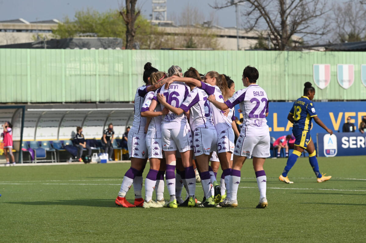 Calcio femminile, tifoso di casa entra in campo e sferra un pugno alla capitana ospite! - Foto di proprietà di ACF Fiorentina. Riproduzione vietata ©
