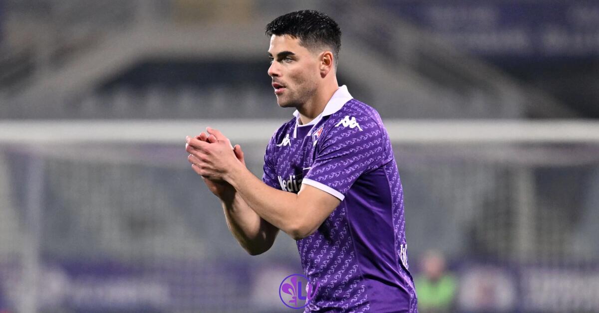 A Firenze è arrivato il papà di Sottil per stargli vicino, non sta vivendo un periodo facile alla Fiorentina - Firenze, Stadio Artemio Franchi, 26.02.2024, Fiorentina-Lazio, foto Lisa Guglielmi. Copyright Labaroviola.com