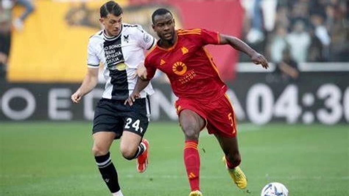 AS Roma: "Evan N'Dicka si sente meglio, resterà in ospedale in osservazione" - 