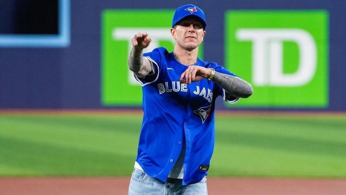 Bernardeschi talento polivalente a Toronto, impugna la mazza e si da al baseball - 