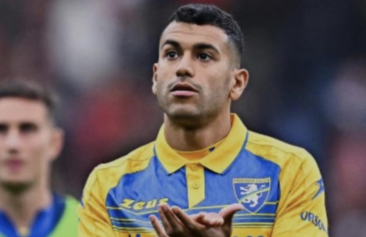 La doppietta di Cheddira frena il Napoli: 2-2 al Maradona. E la Fiorentina può portarsi a -3 - 