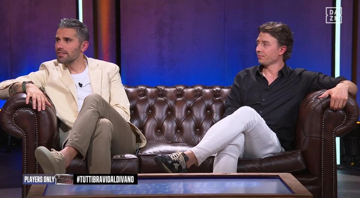Montolivo e Behrami: "Nessuno in Conference spende come la Fiorentina, deve vincere la coppa" - 