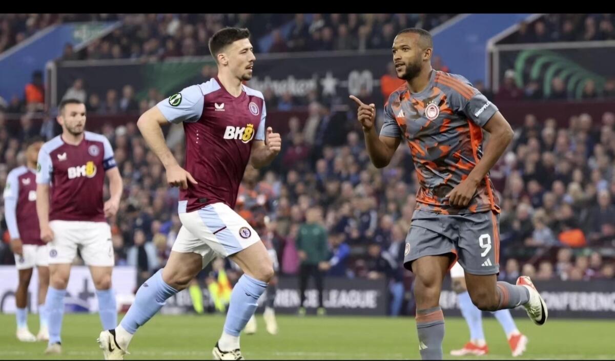 L'Olympiakos fa il colpo in casa dell'Aston Villa e si porta ad un passo dalla Finale - 
