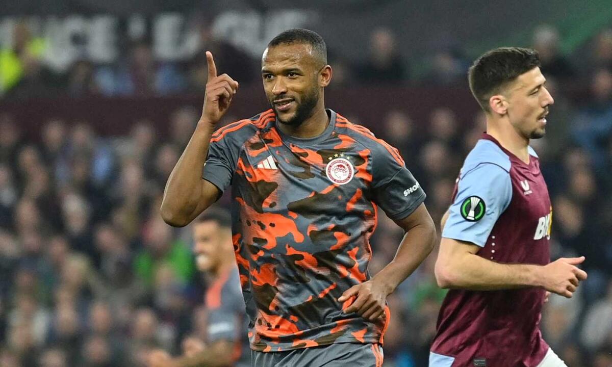 Olympiakos, El Kaabi: da difensore centrale ad attaccante che ne ha fatti 5 all'Aston Villa di Emery - 