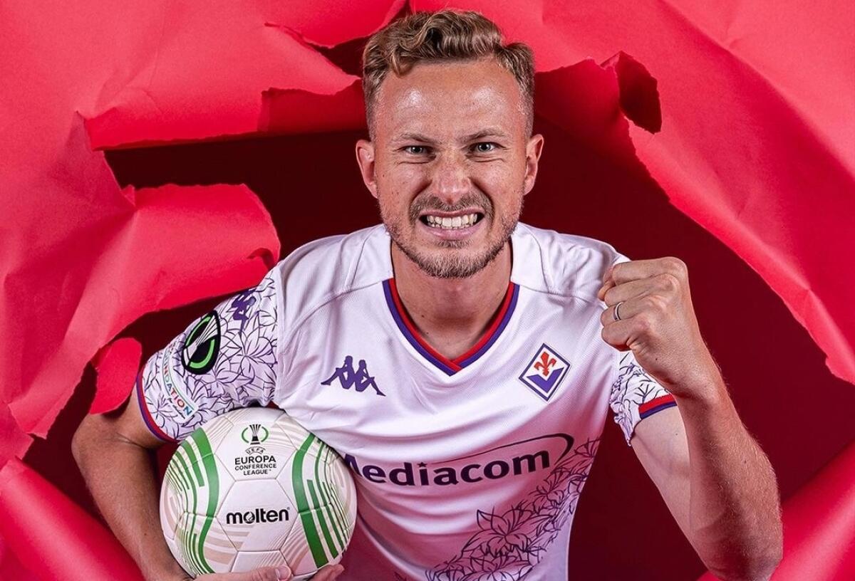 Barak rientra tra i convocati della Repubblica Ceca: il centrocampista della Fiorentina giocherà gli Europei - 