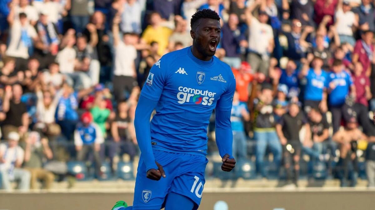 Altro incidente stradale per Niang: la vettura dell'attaccante dell'Empoli si è schiantata contro due auto - 