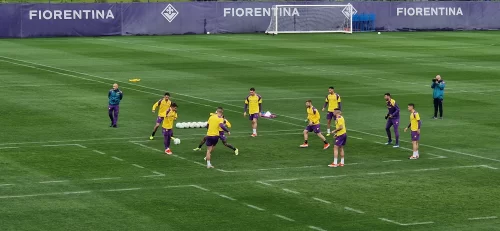 Fiorentina al completo alla rifinitura in vista del Club Brugge, recuperati sia Nzola che Mandragora