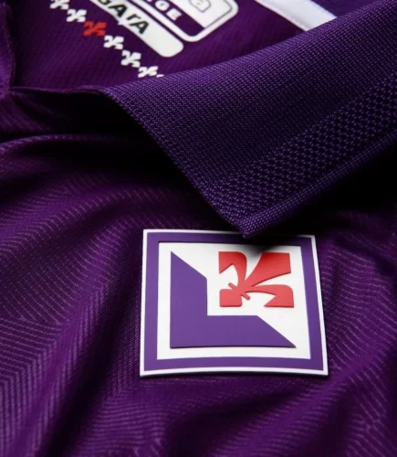 Ecco la nuova maglia della Fiorentina, sarà indossata già domani contro il Napoli