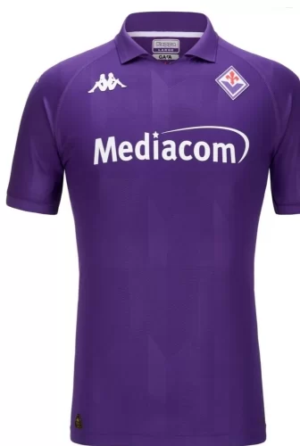 Ecco la nuova maglia della Fiorentina, sarà indossata già domani contro il Napoli