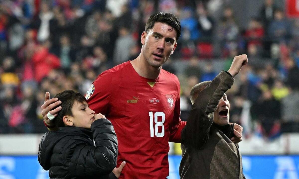 La Serbia sta minacciando di abbandonare Euro 2024: non sono piaciuti gli insulti: "Uccidi i serbi" - 