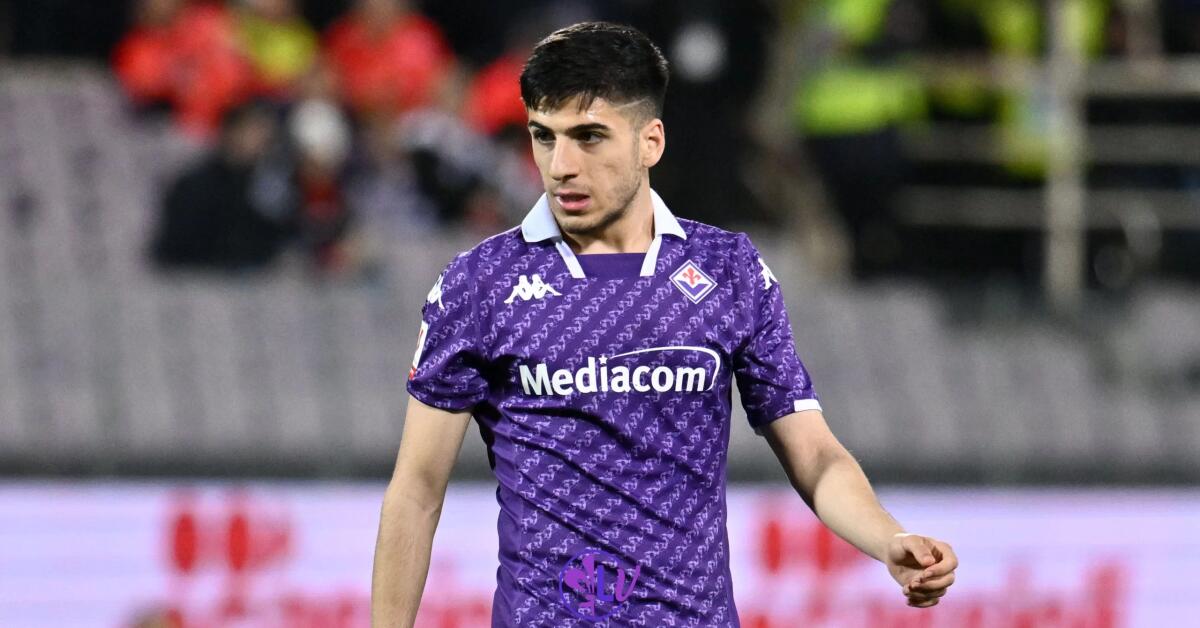 Stagione difficile per Parisi la sua prima alla Fiorentina: ha la metà del minutaggio di Biraghi. Con Palladino tutto può cambiare  - Firenze, Stadio Artemio Franchi, 03.04.2024, Fiorentina-Atalanta, foto Lisa Guglielmi. Copyright Labaroviola.com