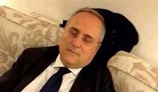 In 20 anni di presidenza, 6 trofei e 12 qualificazioni europee, ma i laziali contestano