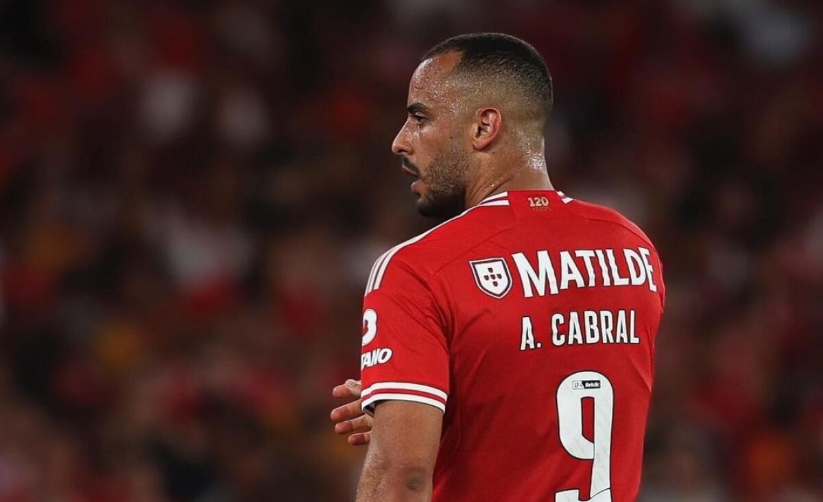 Cabral flop al Benfica e pronto a tornare in Italia. CorSport rivela: "Offerto a Genoa e Monza" - 