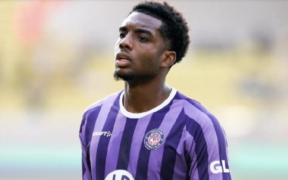 Dopo Pongracic la Fiorentina sonda Logan Costa. Difensore del Tolosa che garantirebbe solidità e alternanza - 