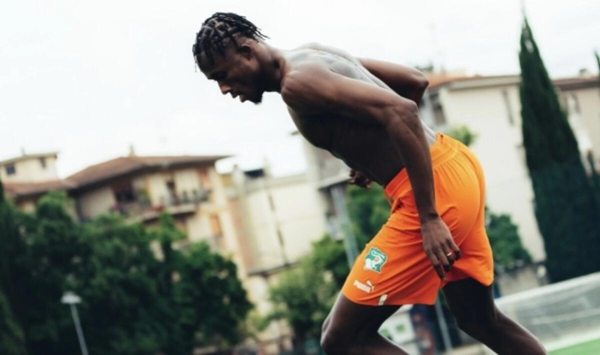 Kouamé scalda i motori: l'attaccante si allena da solo in vista dell'inizio del ritiro con la Fiorentina - 