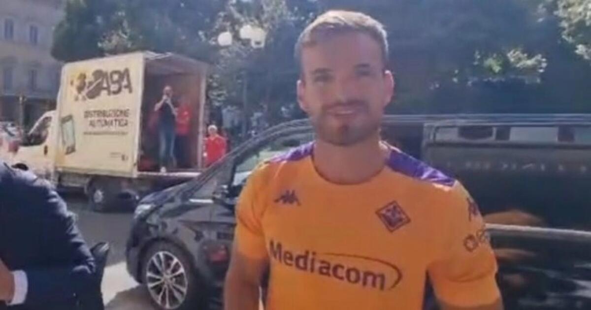 Pongracic è arrivato a Firenze, il difensore a Fanfani per le visite mediche, poi diventerà della Fiorentina - 