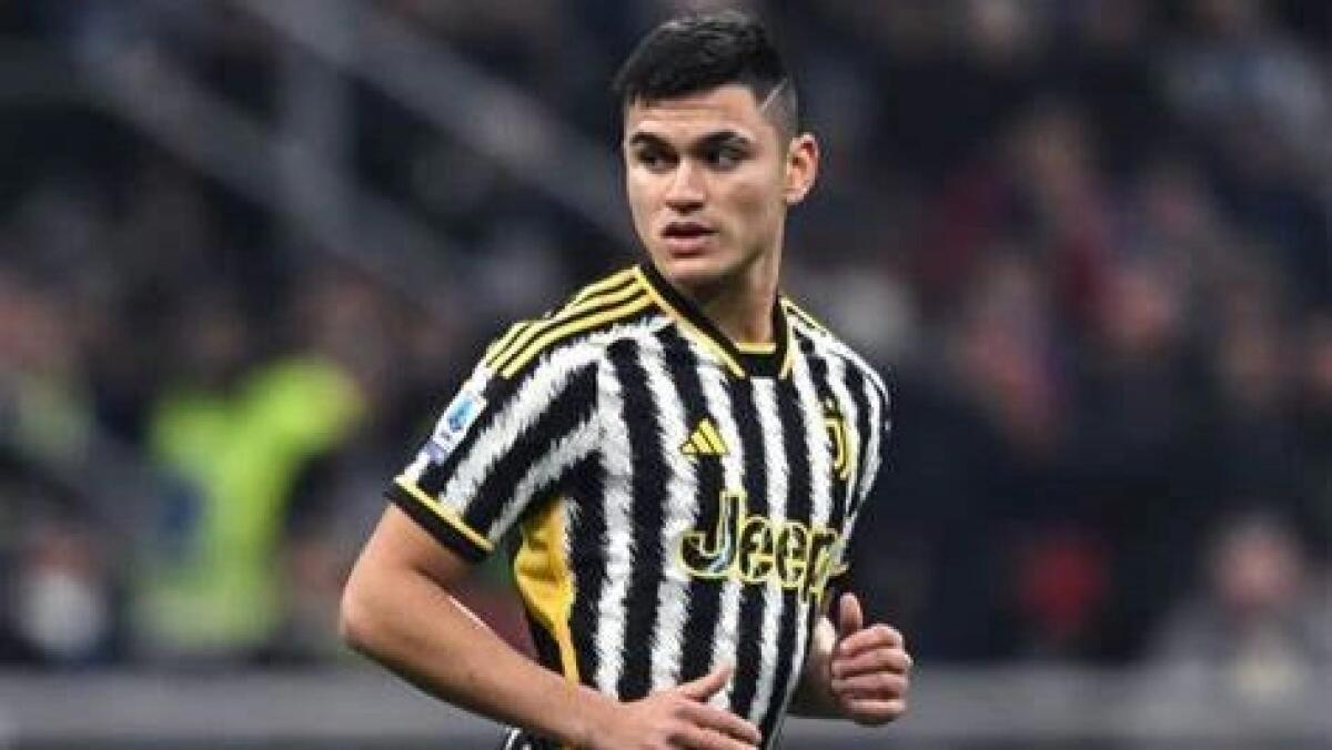 Da Torino scrivono: "Forte interesse della Fiorentina per Carlos Alcaraz in prestito oneroso" - 