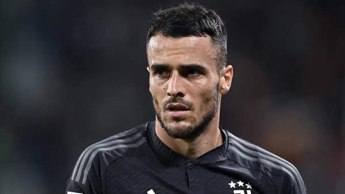 Nazione: "Kostic vicino alla Fiorentina, trattativa apertissima. La Juve vuole 8 milioni" - 