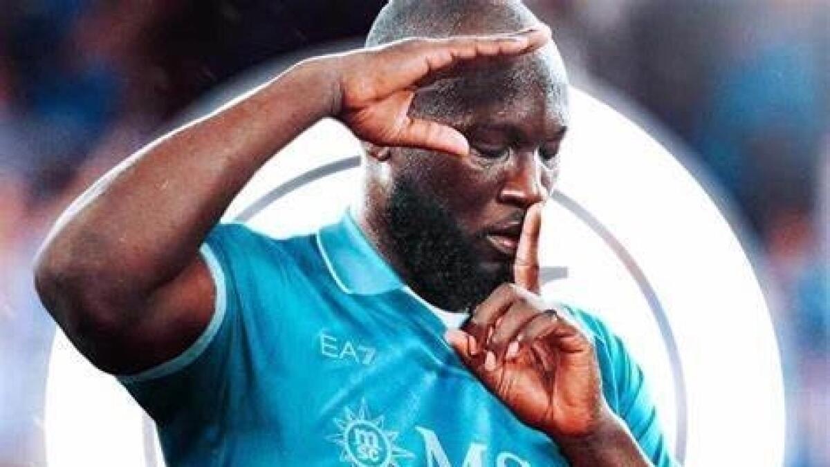 Napoli in rimonta con il primo squillo di Lukaku, Leao dalla panchina salva Fonseca - 