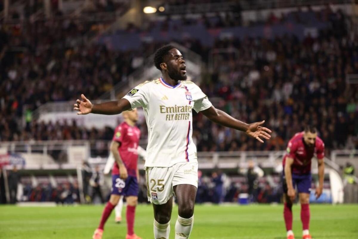Dal Belgio: "Tentativo last minute della Fiorentina, ma Mangala dovrebbe firmare per l'Everton. Prestito secco" - 