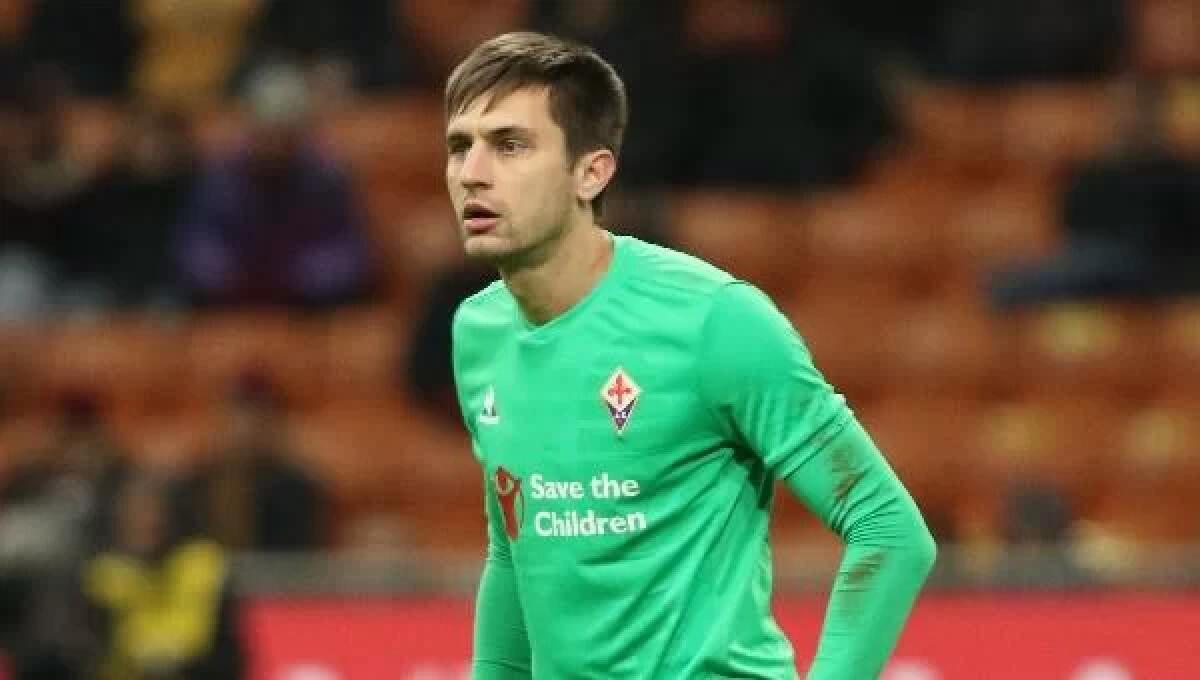 Tatarusanu si ritira. L'ex portiere della Fiorentina dice addio al calcio: "Ti ho sempre messo al primo posto" - 