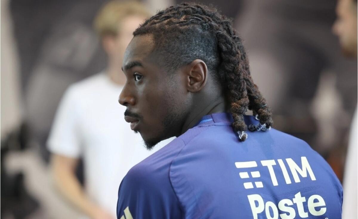 Sport Mediaset rivela: "Kean potrebbe giocare titolare domani con l'Italia al posto di Retegui" - 