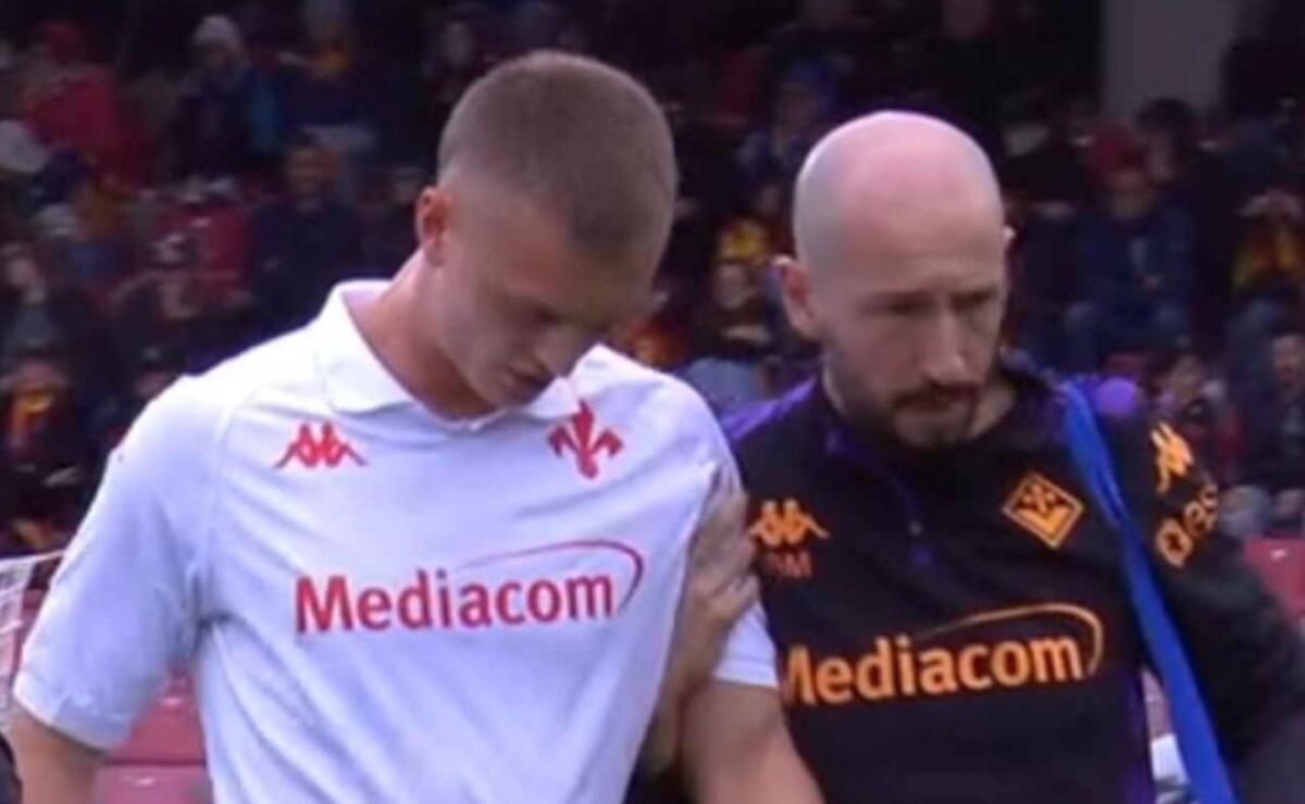 Gazzetta: “Gudmundsson a Lecce è uscito camminando bene. Salta minimo 4 partite” - 