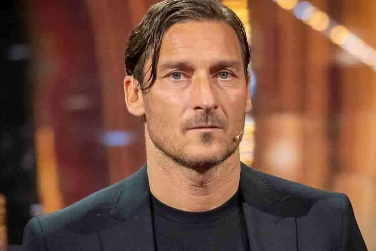 Totti sul ritorno in campo: "Dipende dallo sponsor, certo che scherzo ma alla fine la pazzia potrei farla" - 