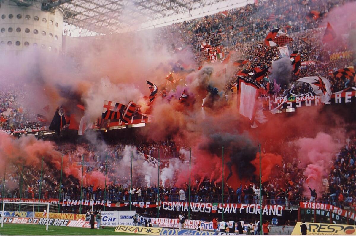 Nuova pioggia di daspo per i tifosi del Milan: altri 23 provvedimenti dopo la gara contro la Fiorentina - 