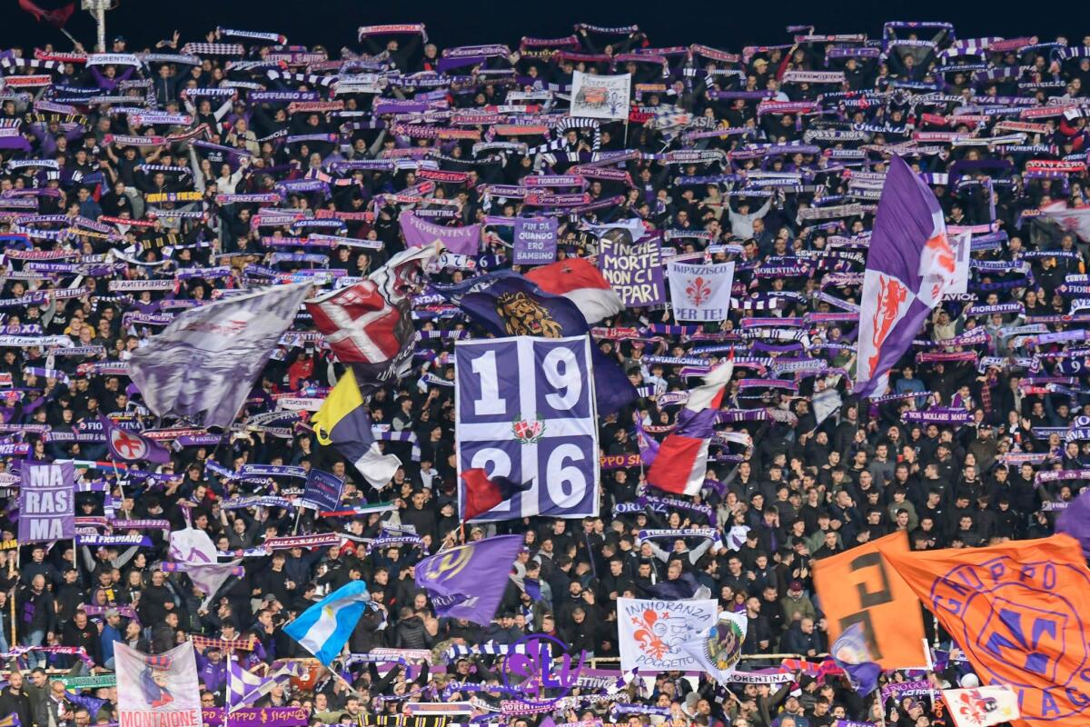 Fiorentina da sold out, clima delle stagioni d’oro. Como stracolma, a Bologna in 2500 - Tifosi ACF Fiorentina