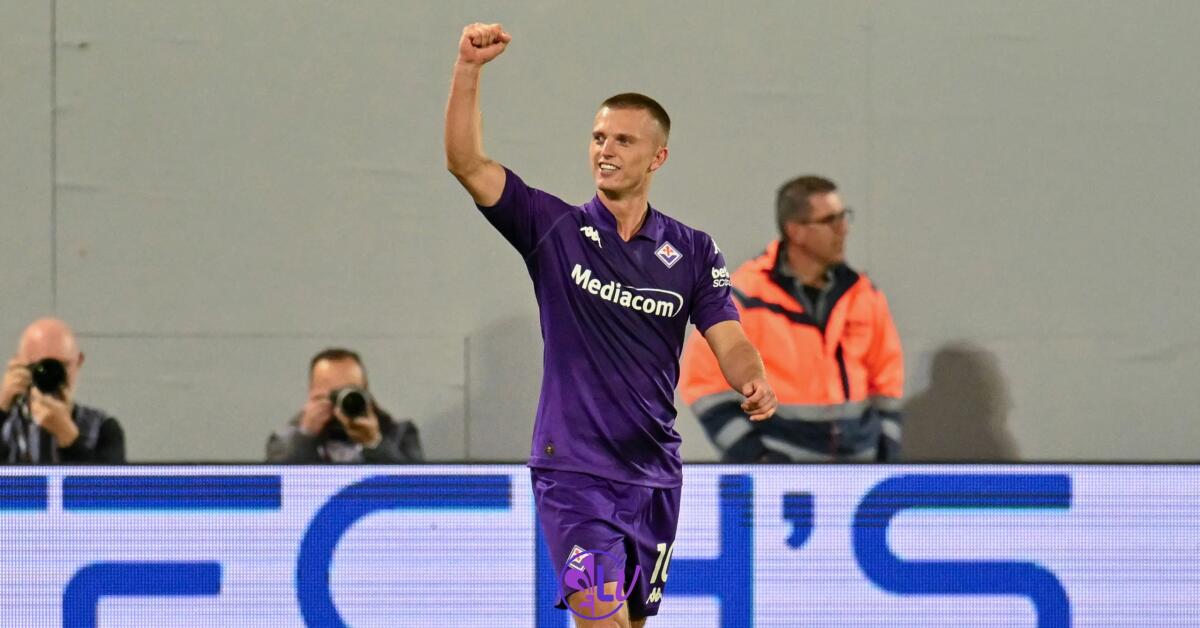 Gudmundsson scalda i motori: allenamento in gruppo e grandi speranze in vista dell'Inter - Firenze, Stadio Artemio Franchi, 06.10.2024, Fiorentina-Milan, foto Lisa Guglielmi. Copyright Labaroviola.com