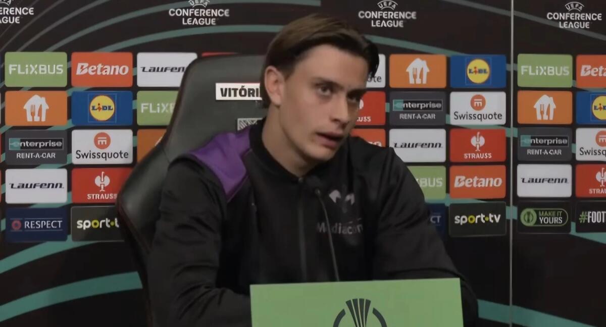 Martinelli: "Sono rimasto alla Fiorentina grazie a De Gea, allenarmi con lui mi fa essere più forte" - 