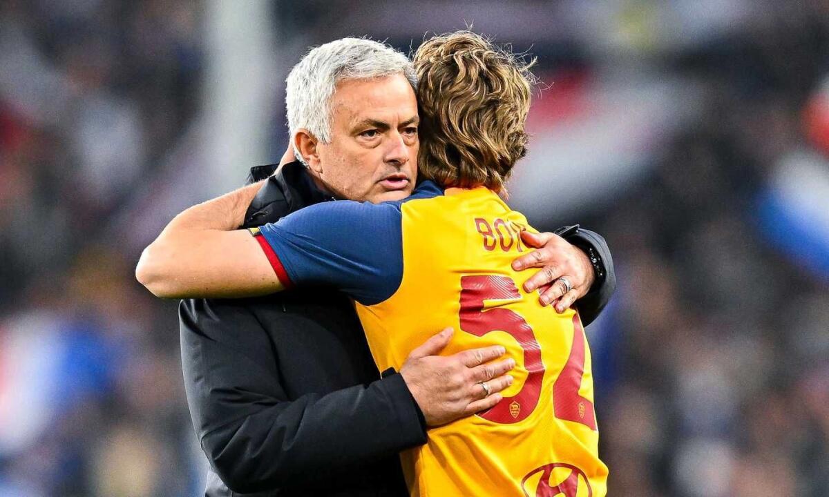 In mattinata altra videochiamata tra Bove e la squadra. Anche Mourinho ha contattato la famiglia - 