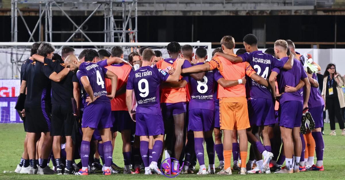 Firenze in abito da sera, confronto da vertigini ma la Fiorentina non ha niente da perdere - Firenze, Stadio Artemio Franchi, 25.08.2024, Fiorentina-Venezia, foto Lisa Guglielmi. Copyright Labaroviola.com