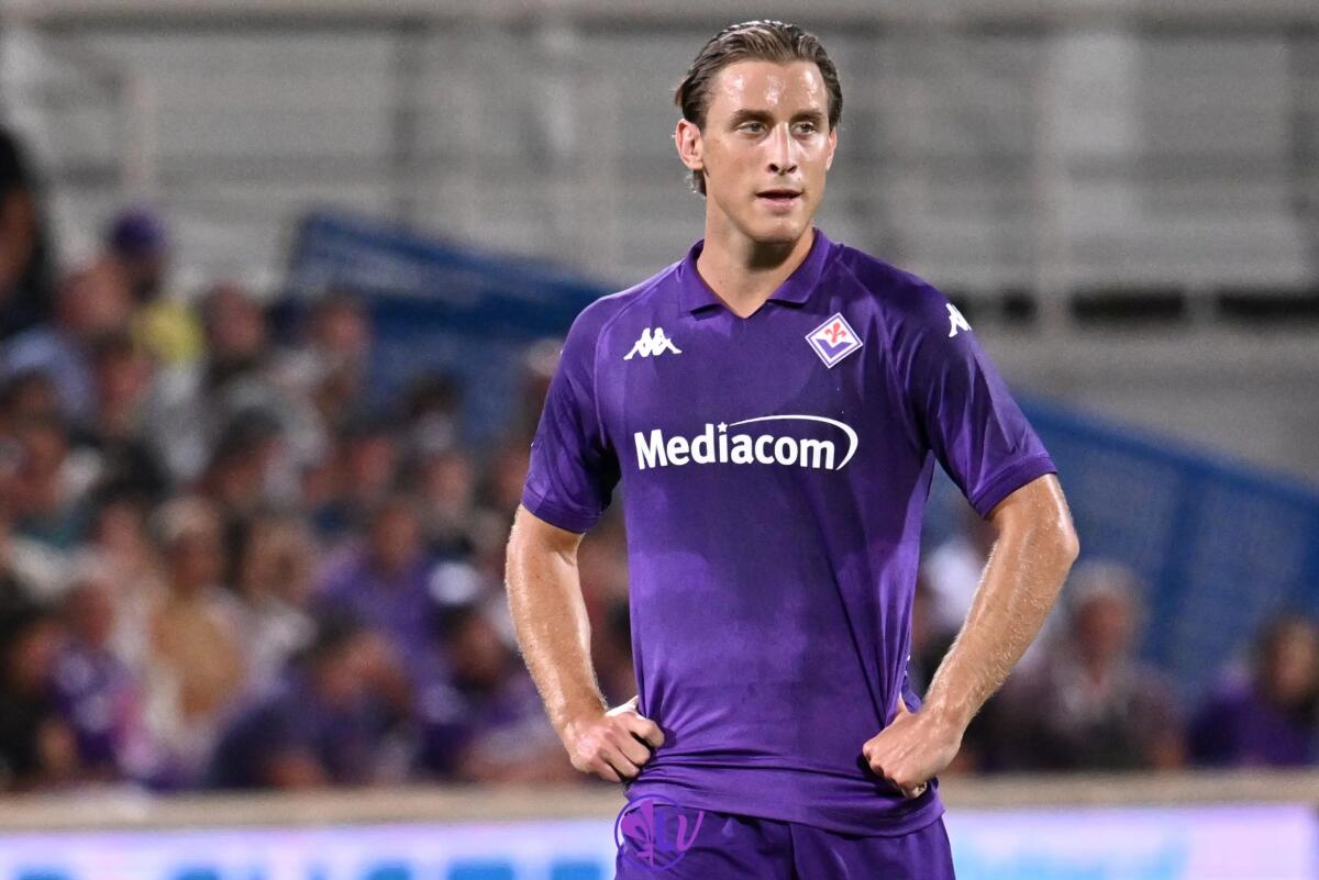 Il primo referto medico dell'ospedale su Bove: "Arresto cardiaco dovuto a una torsione di punta" - Firenze, Stadio Artemio Franchi, 1.09.2024, Fiorentina-Monza, foto Lisa Guglielmi. Copyright Labaroviola.com