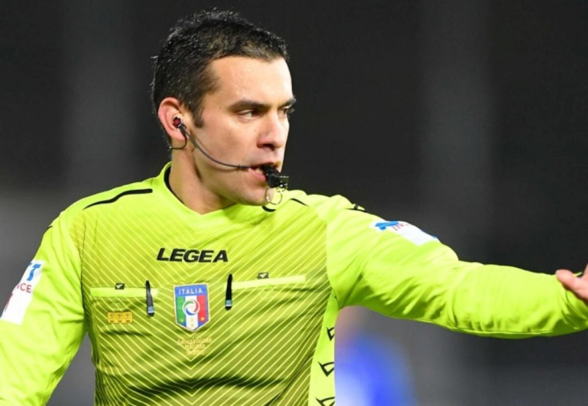 Sarà Marco Piccinini ad arbitrare Fiorentina-Cagliari: al VAR ci saranno Serra e Mariani - 